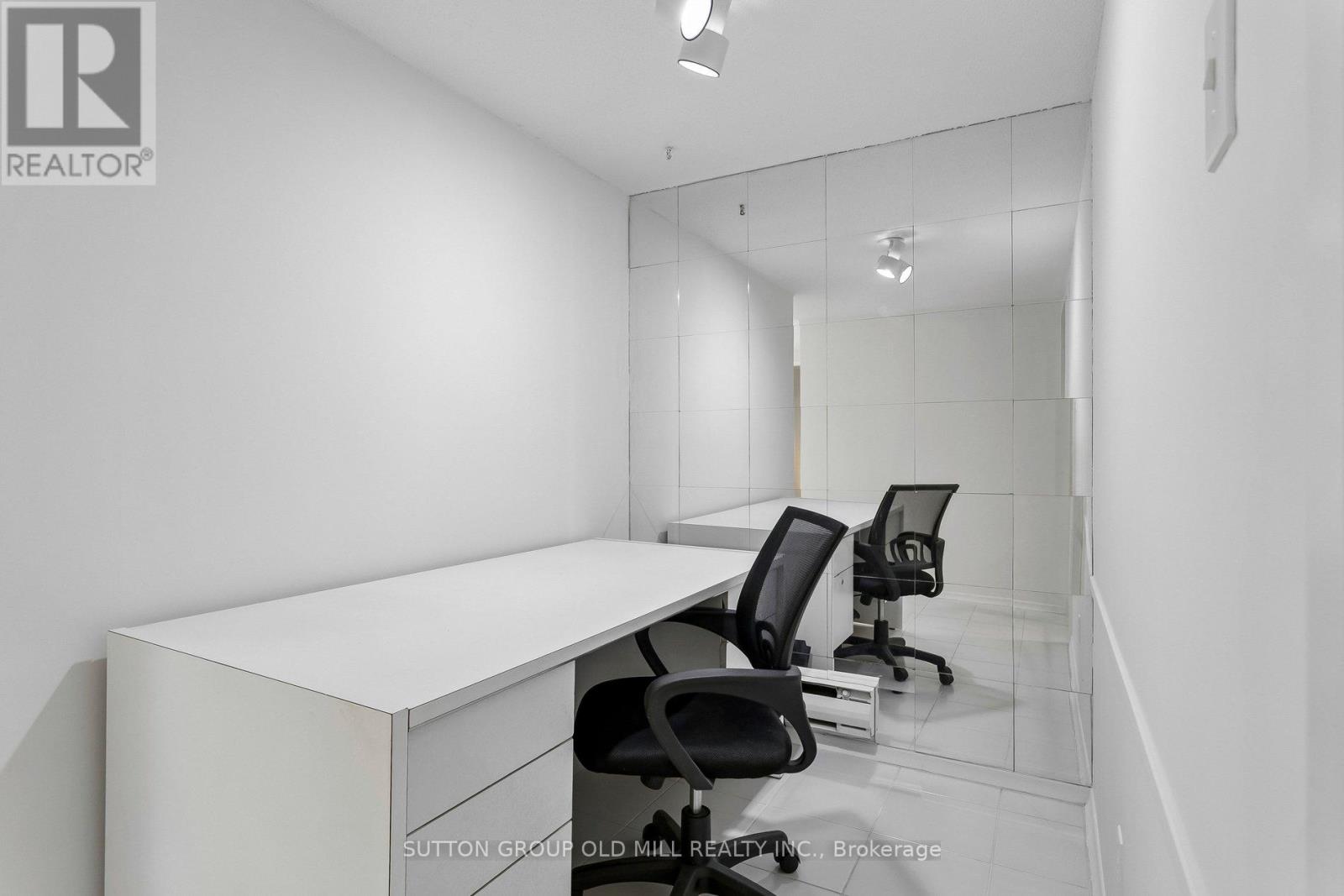 #G14 288 MILL ROAD - 6