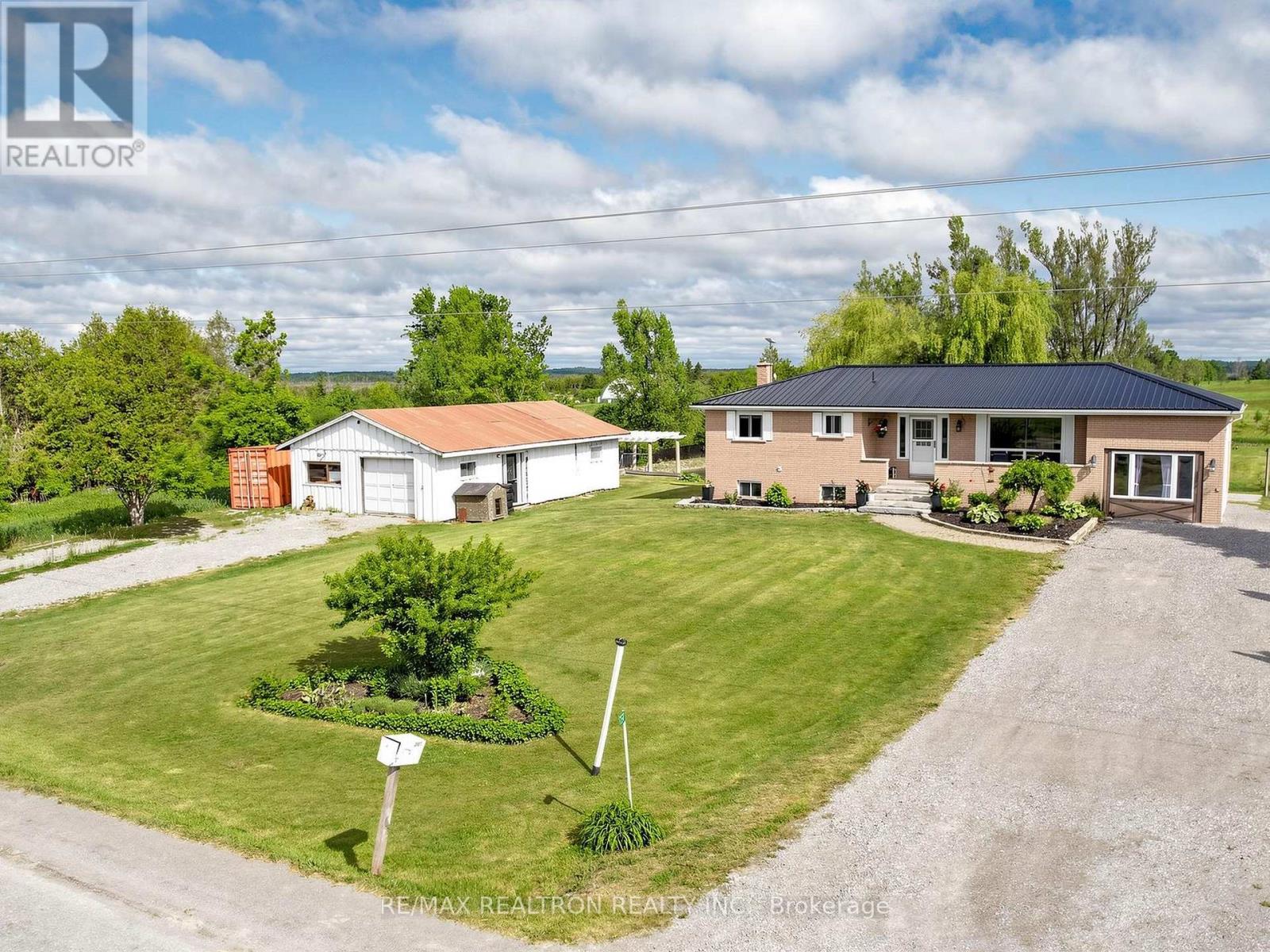 757 KINGS WHARF ROAD - 2