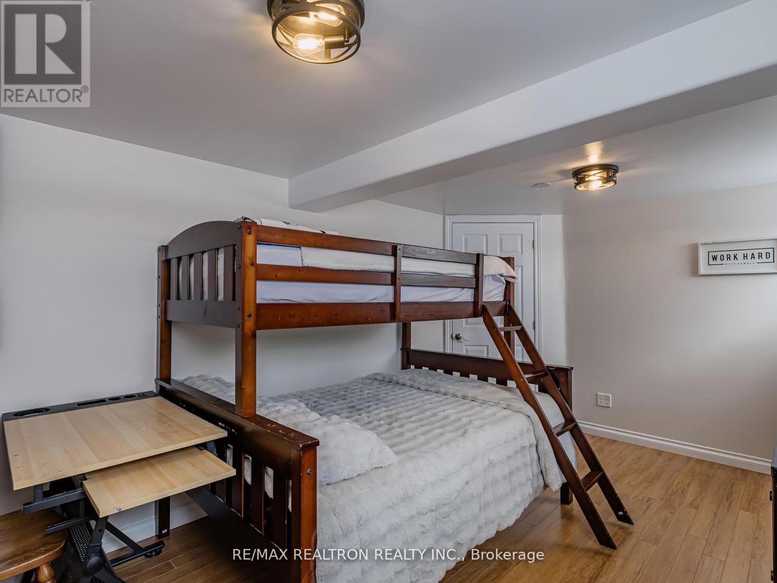 757 KINGS WHARF ROAD - 27