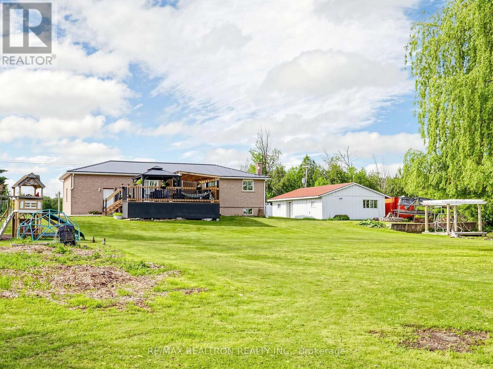 757 KINGS WHARF ROAD - 34