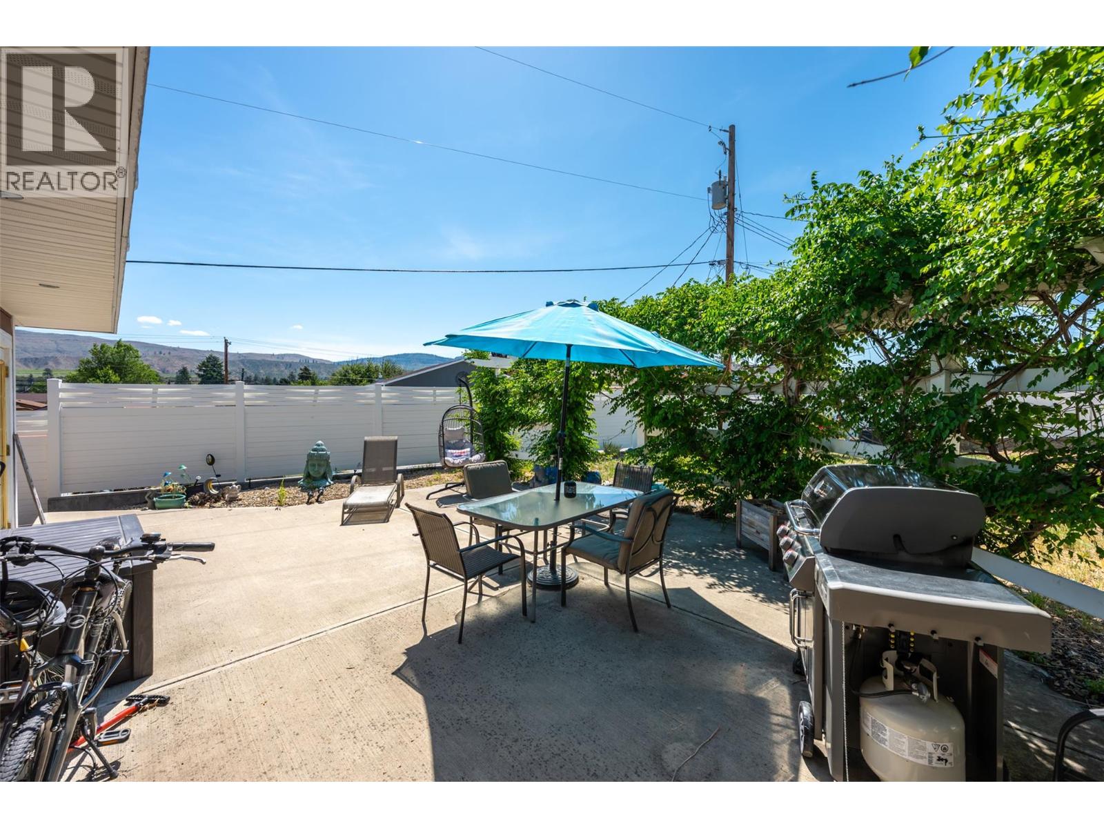 491 EASTSIDE Avenue, Oliver