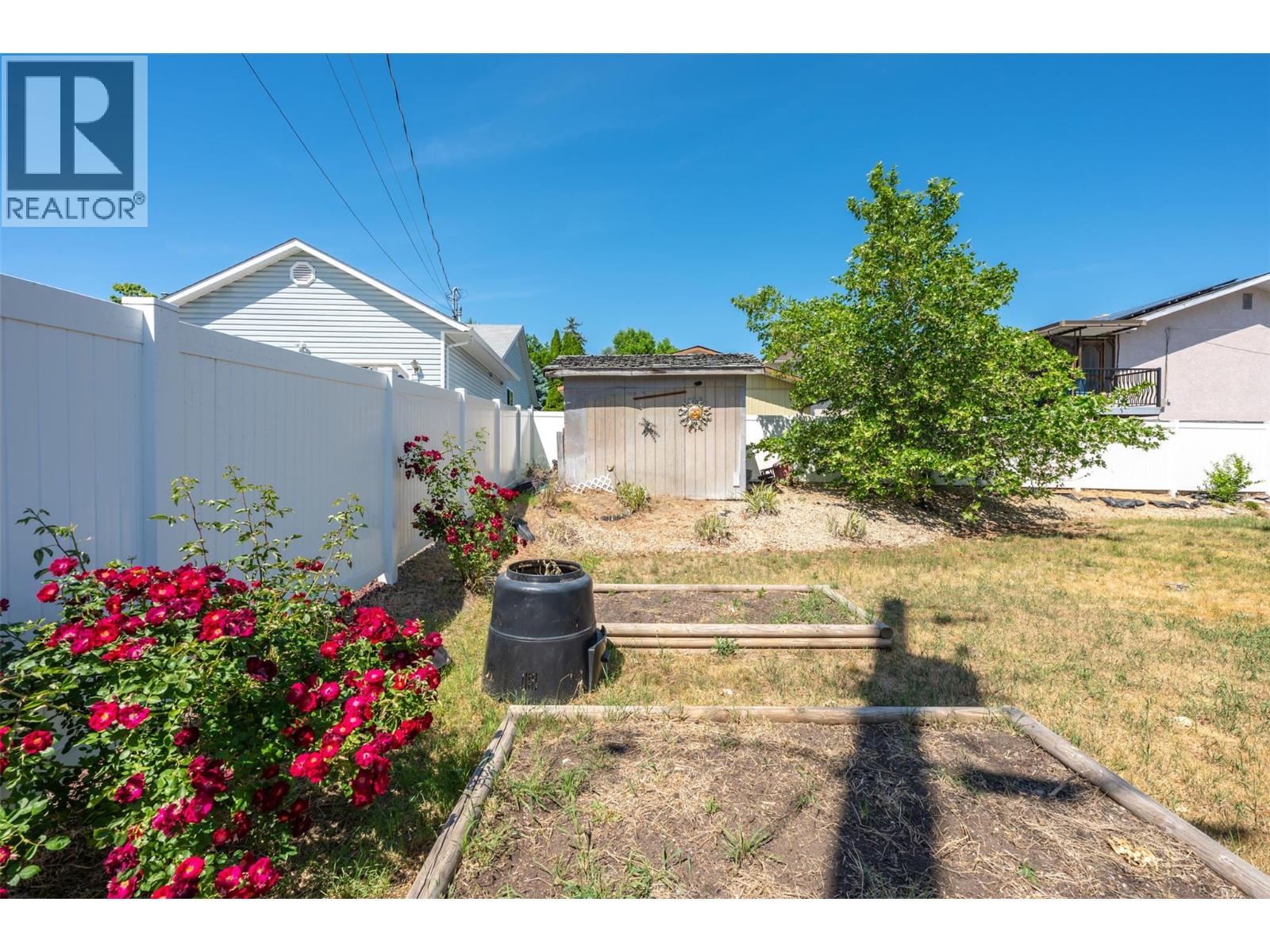 491 EASTSIDE Avenue, Oliver