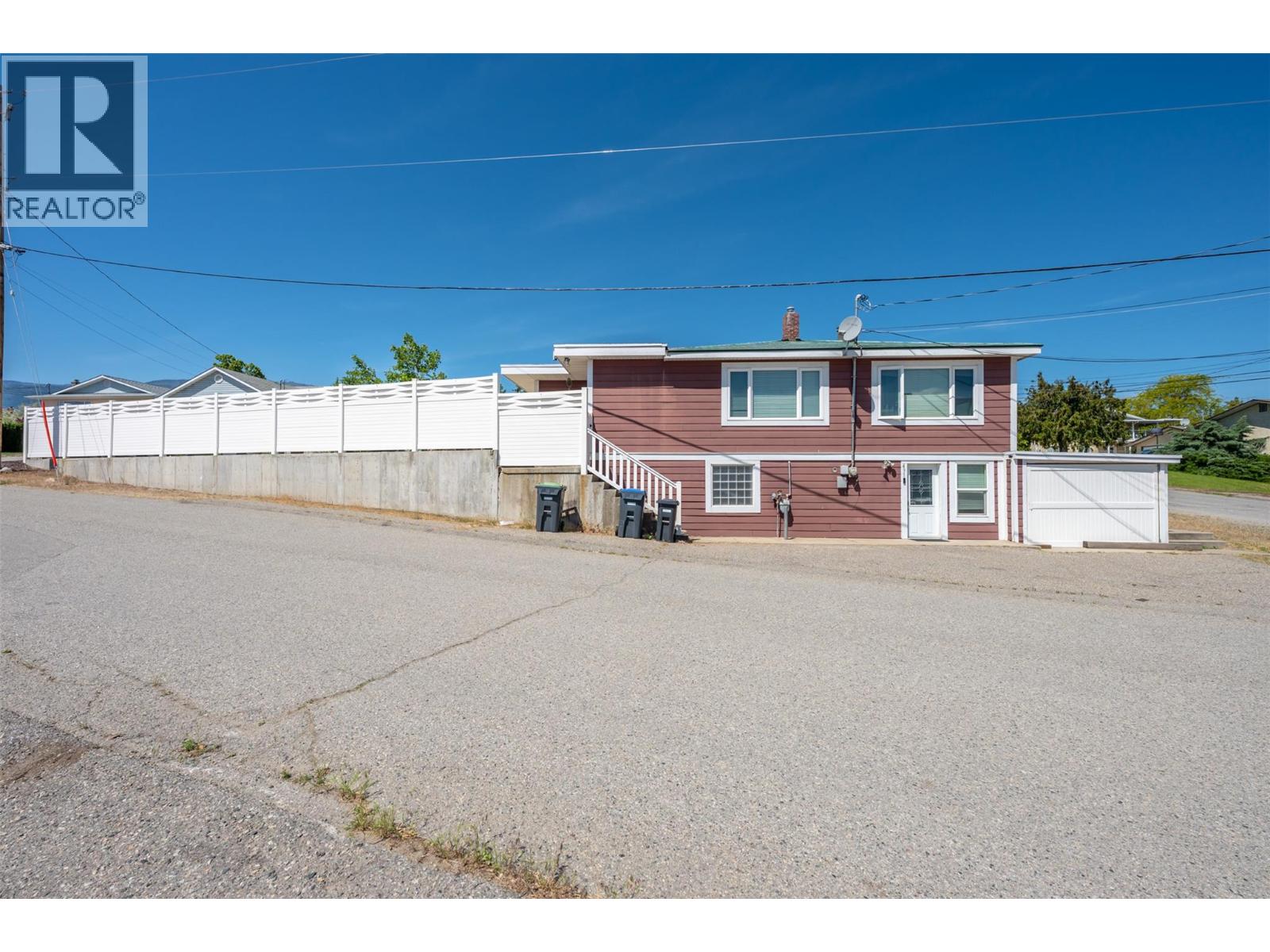 491 EASTSIDE Avenue, Oliver