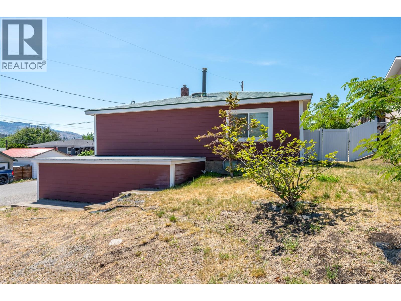 491 EASTSIDE Avenue, Oliver
