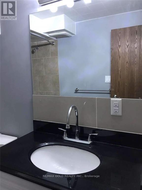 #111 30 HICKORY STREET - Image 15