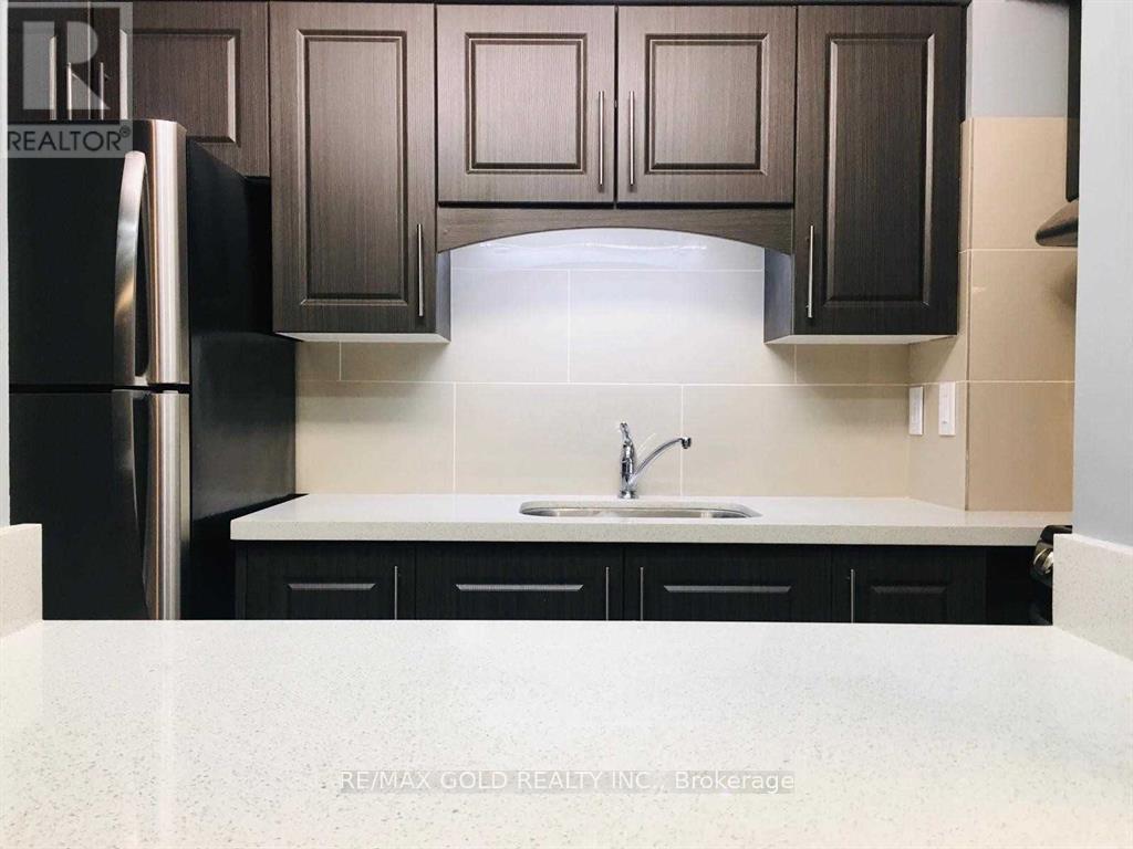 #111 30 HICKORY STREET - Image 6