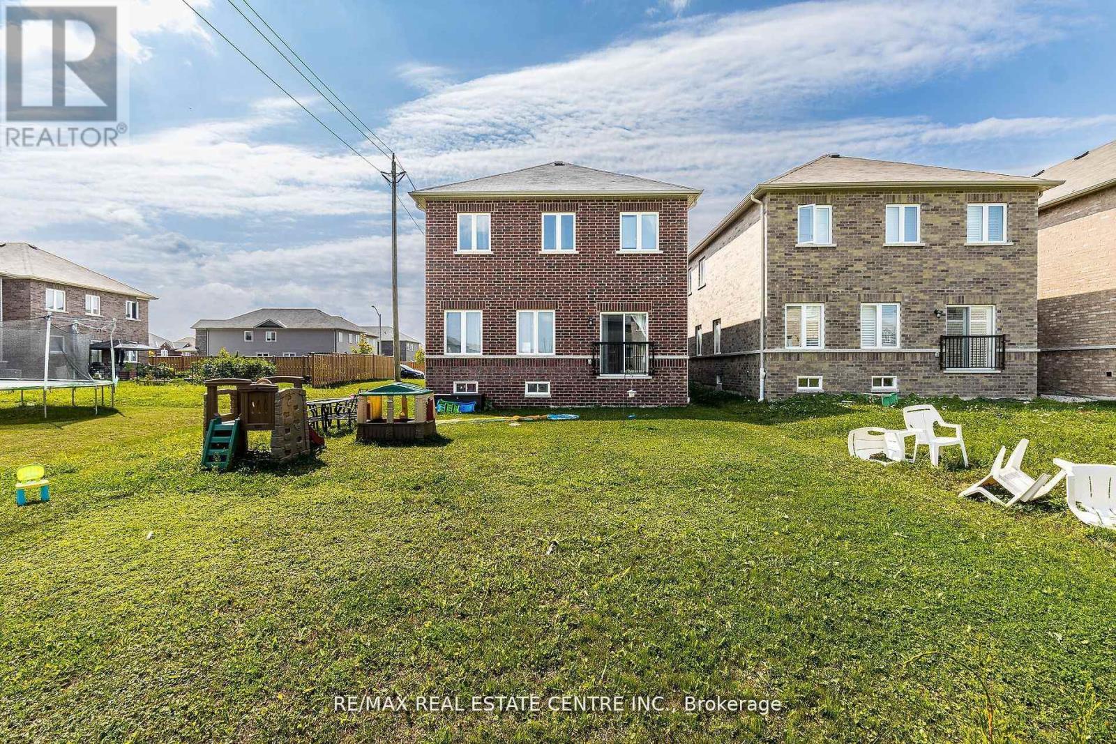 206 WERRY AVENUE - 24
