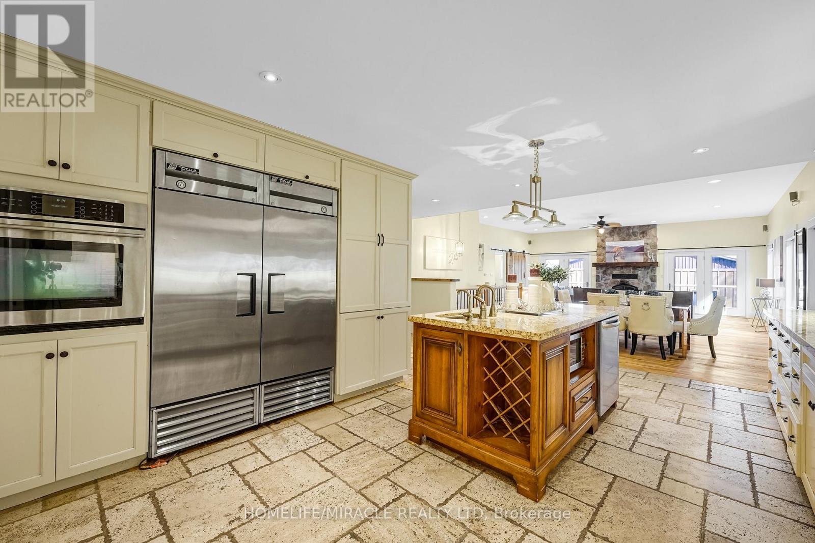 556389 MULMUR MELANCTHON TOWNLINE - 15