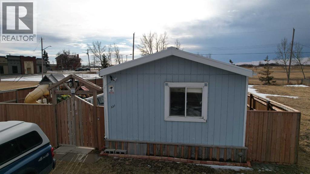 331 Gleichen Street - 3
