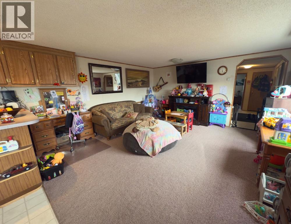 331 Gleichen Street - 13