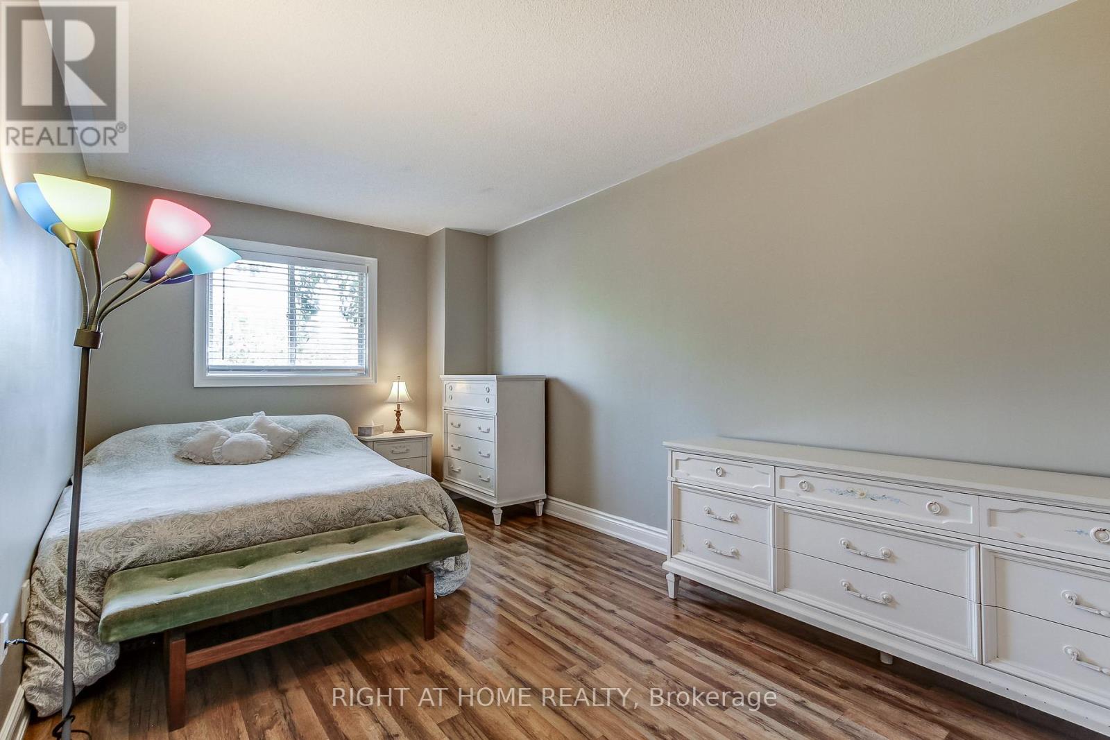 406 LEVANNA LANE - 22