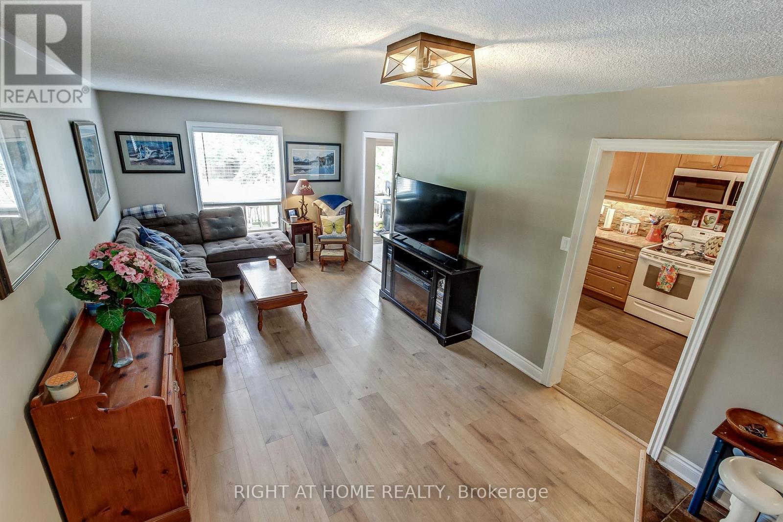 406 LEVANNA LANE - 17