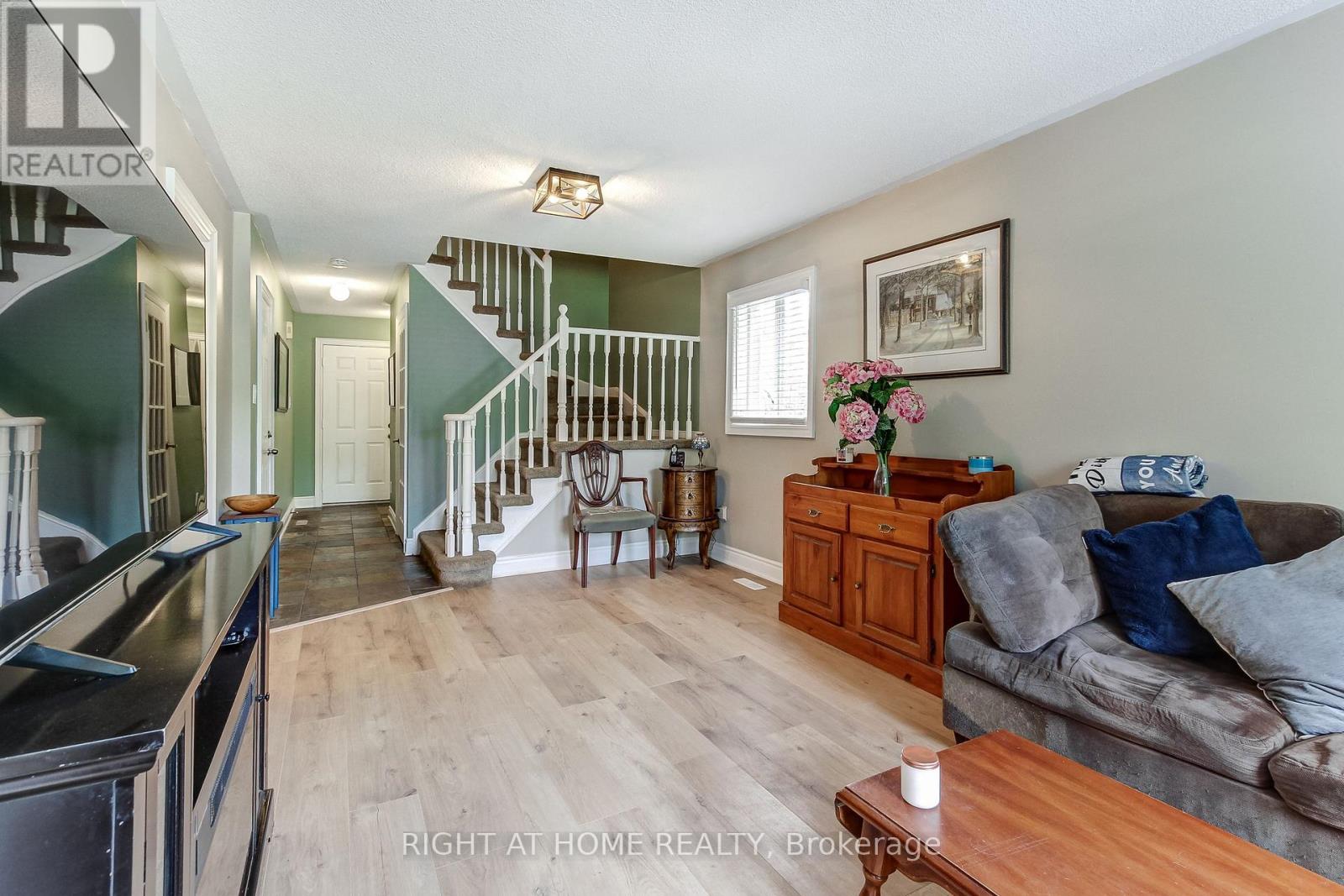 406 LEVANNA LANE - 13