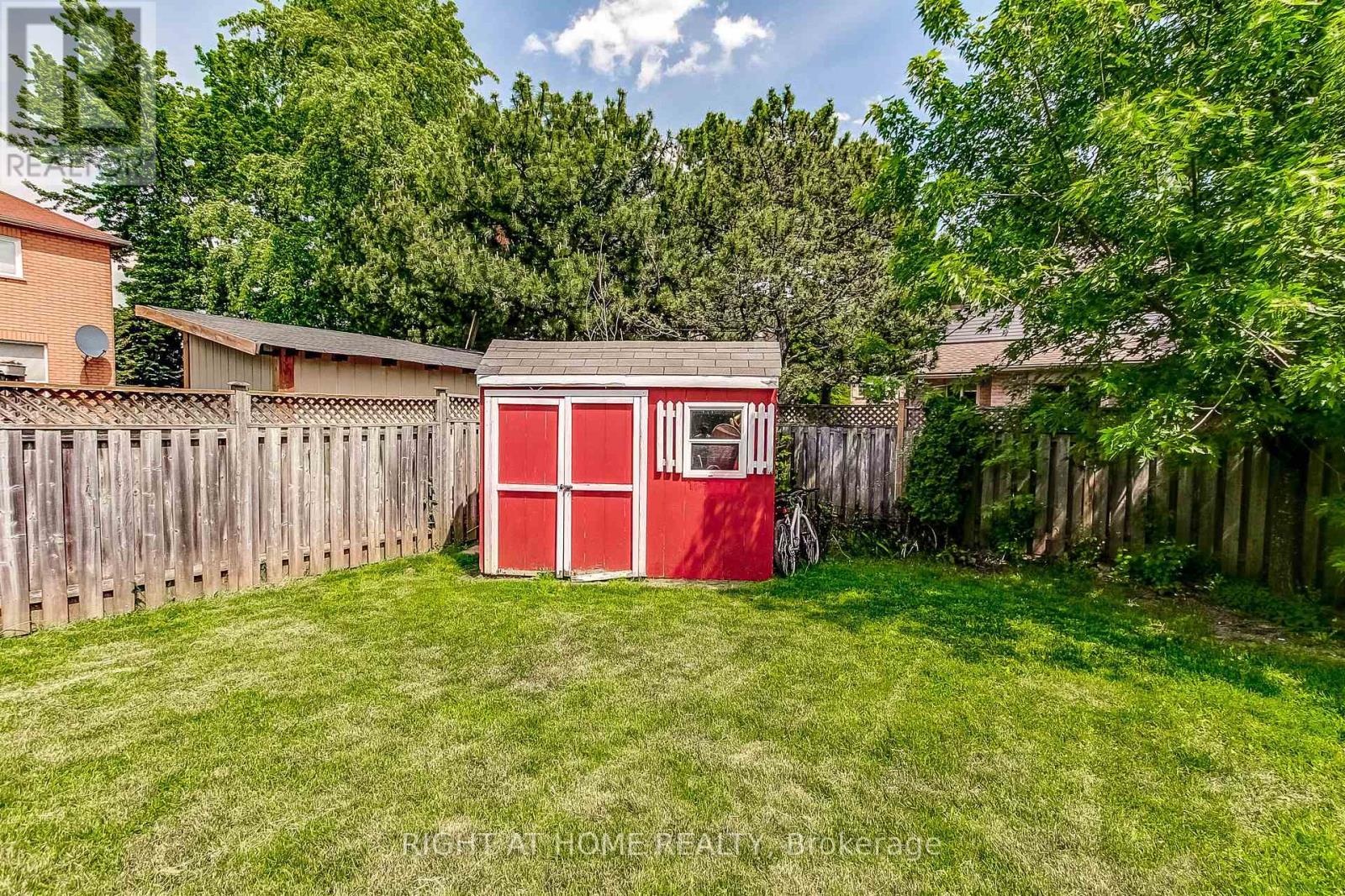 406 LEVANNA LANE - 37
