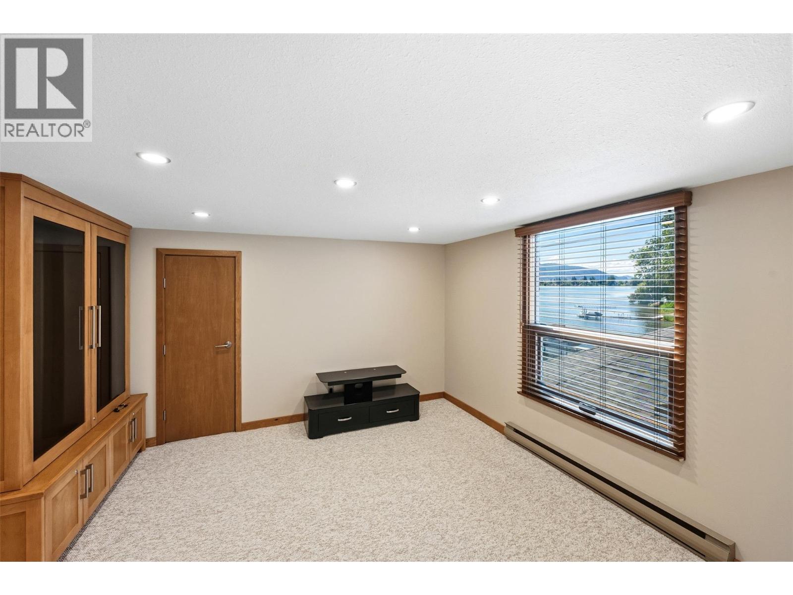 1409 85th Street, Osoyoos