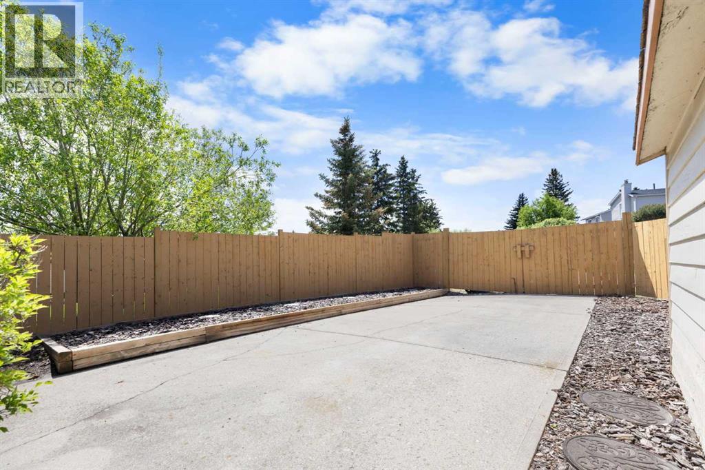 23 Millside Place SW — photo 41