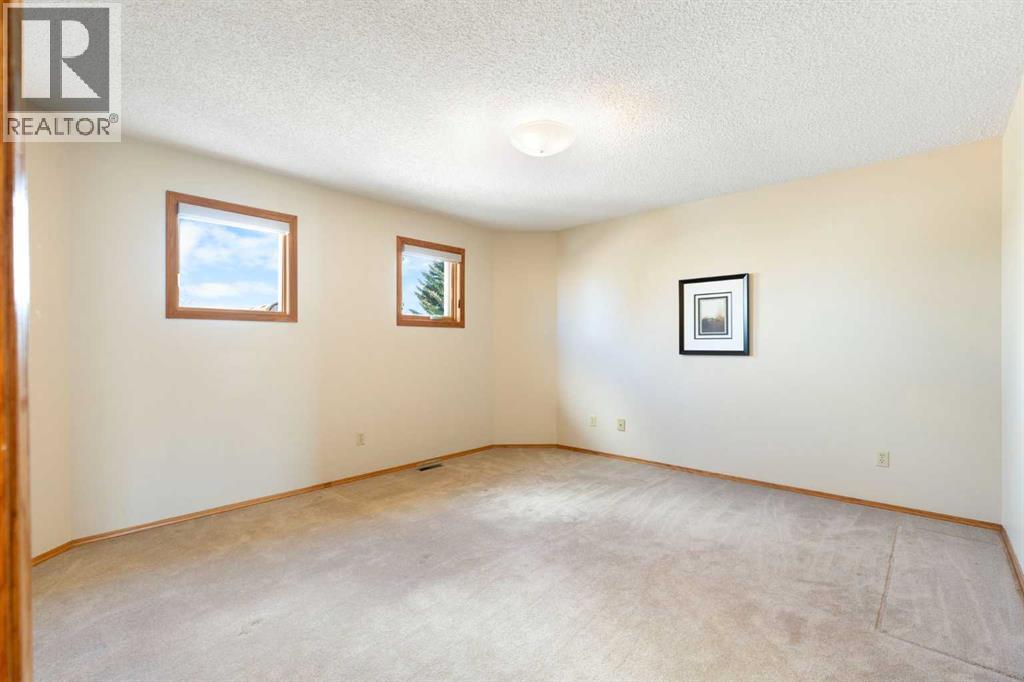 23 Millside Place SW — photo 27