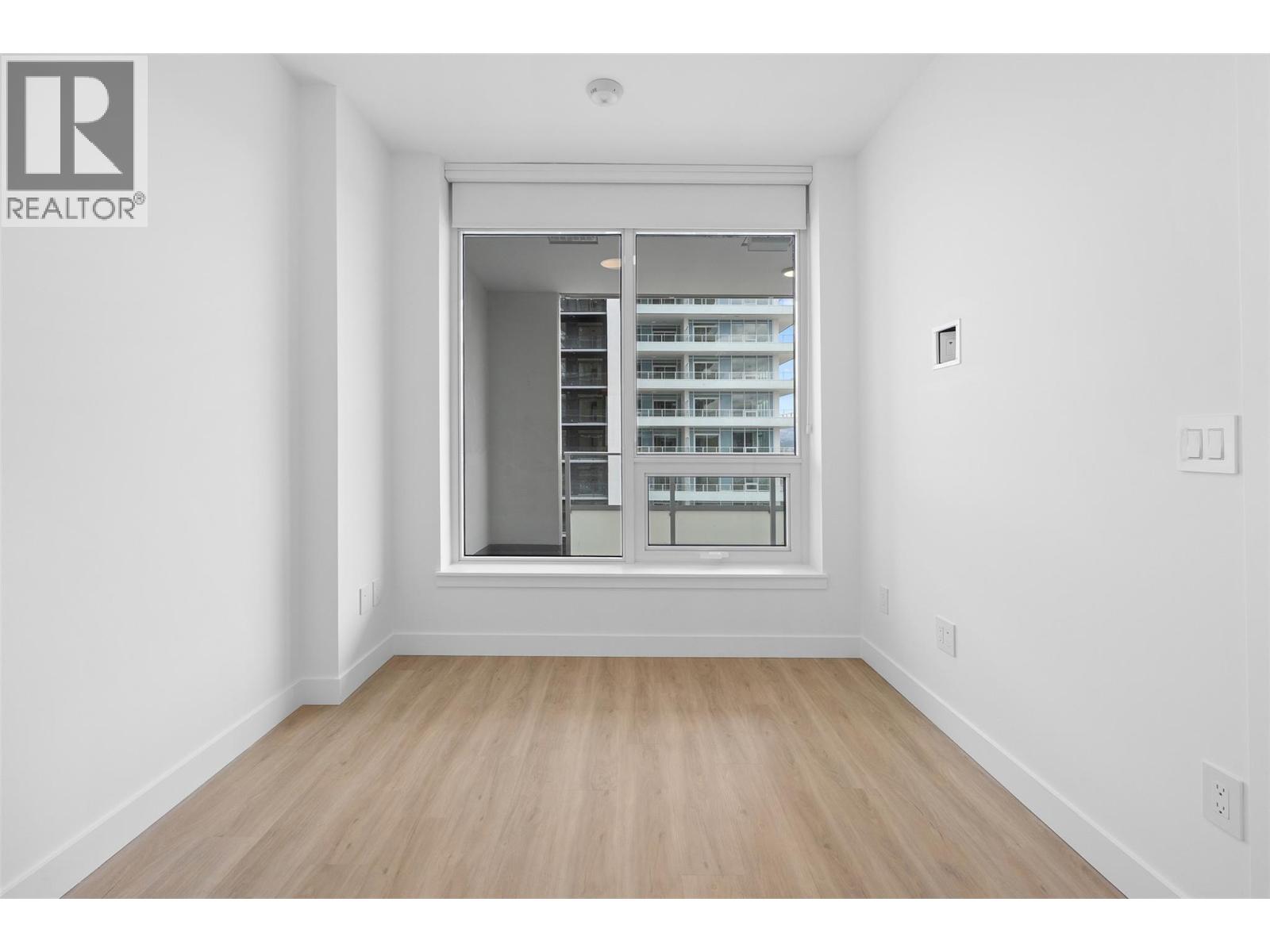 #1503 238 Leon Avenue - 16