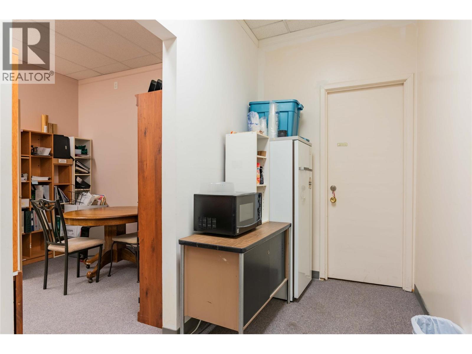 1410 Bay Avenue, Trail