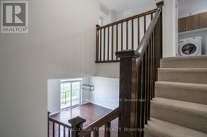 2 Bed, 2 Bath House for Sale in Ottawa – 224 CHAPERAL PRIVATE, Ottawa – MLS# X13422858 - Image 21