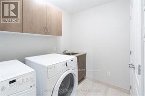 2 Bed, 2 Bath House for Sale in Ottawa – 224 CHAPERAL PRIVATE, Ottawa – MLS# X13422858 - Image 34