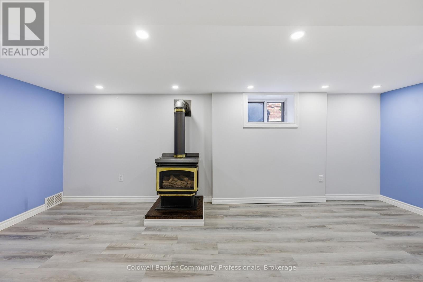 97 TRAGINA AVENUE S - 24