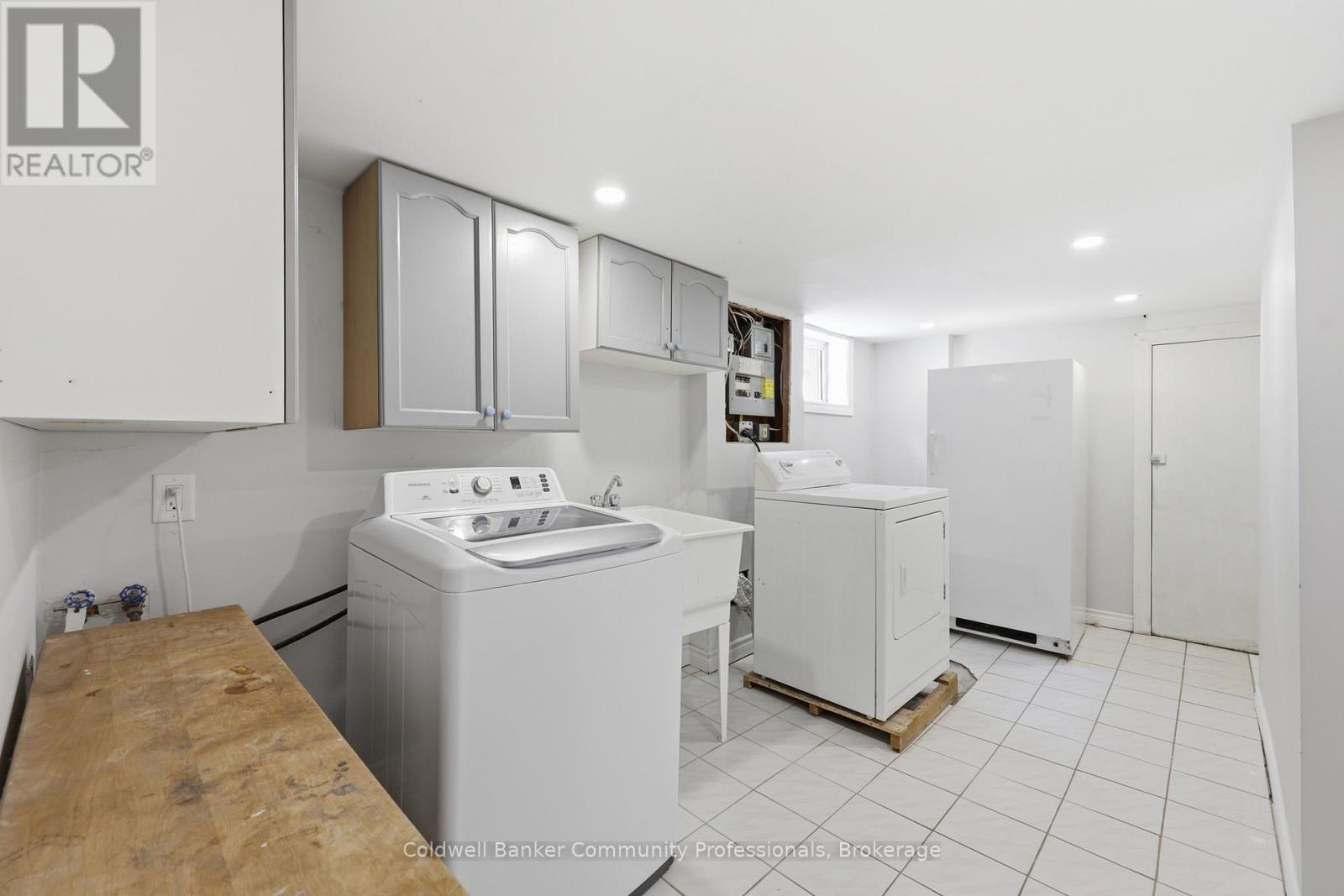 97 TRAGINA AVENUE S - 27