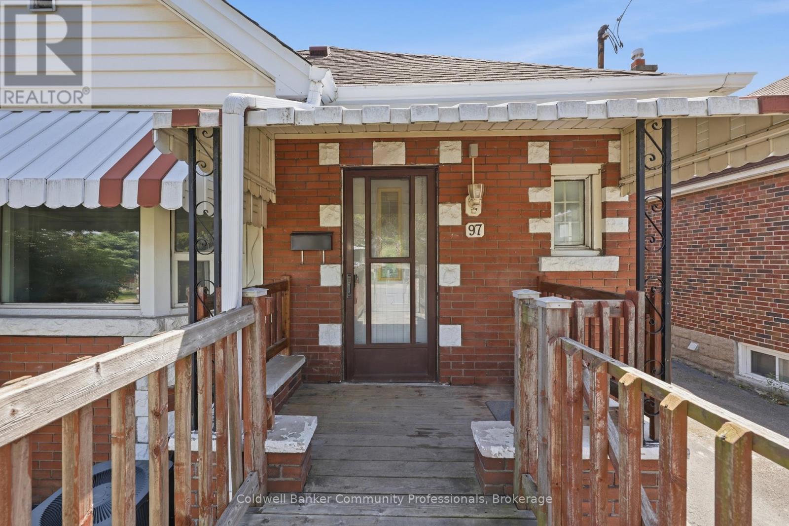 97 TRAGINA AVENUE S - 5