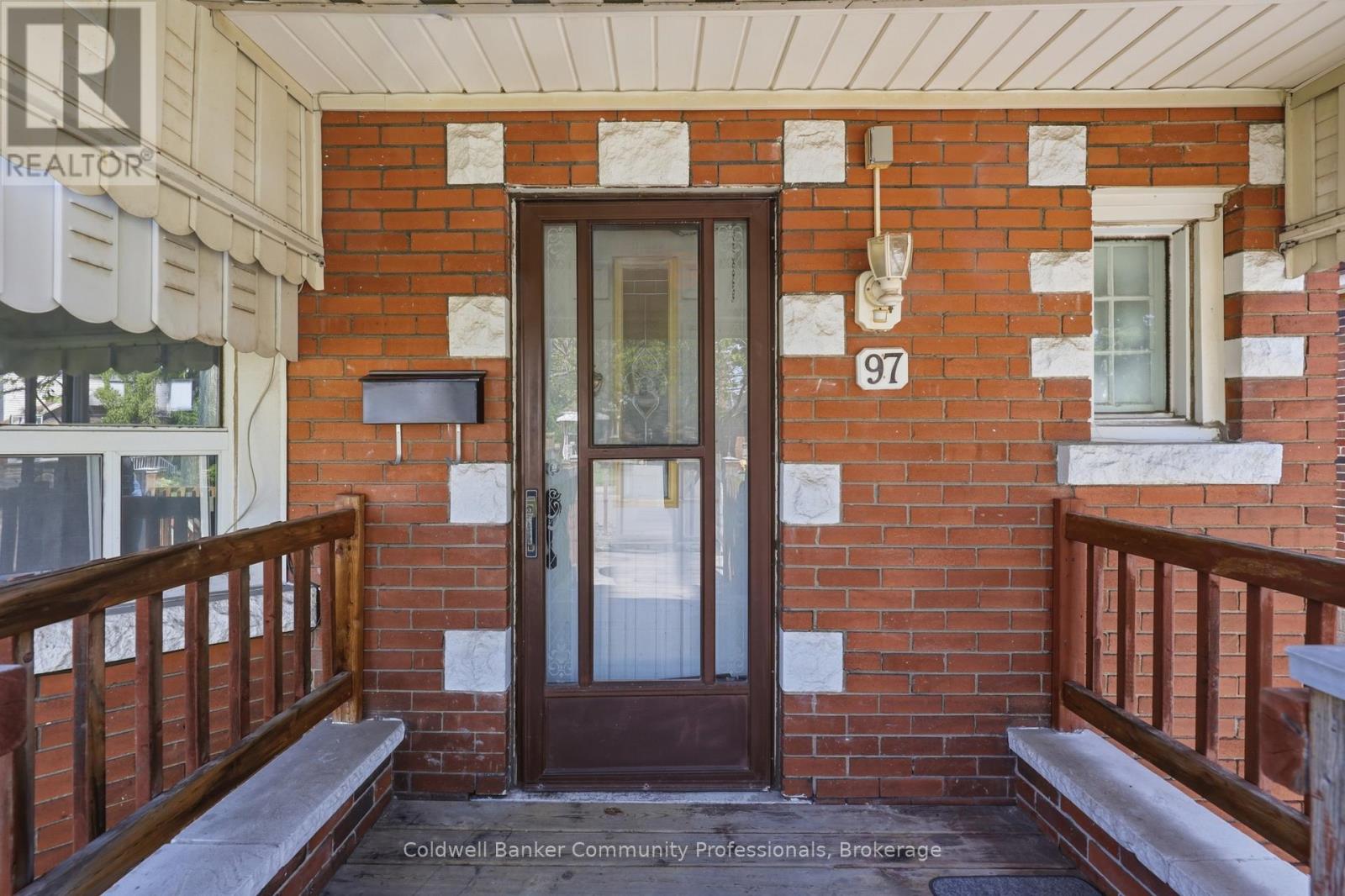 97 TRAGINA AVENUE S - 6