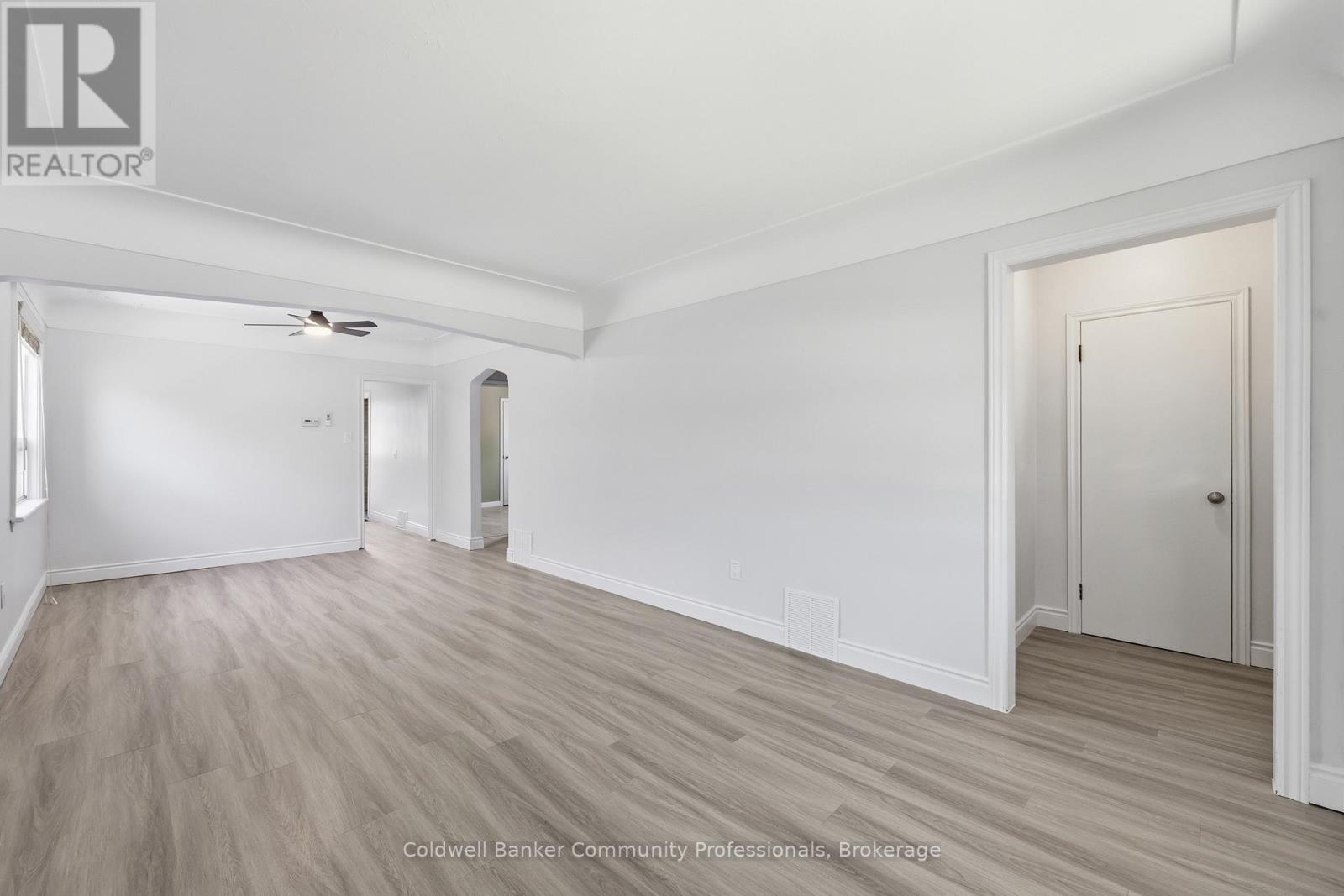 97 TRAGINA AVENUE S - 9