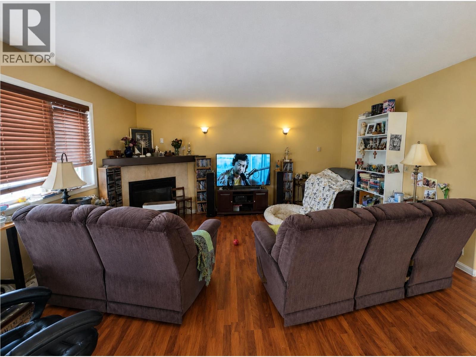 368 WESTRIDGE DRIVE - 6