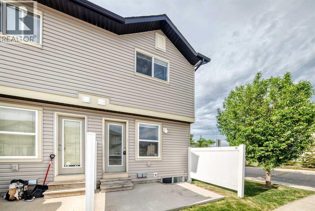 501 Saddlecrest Boulevard NE — photo 41