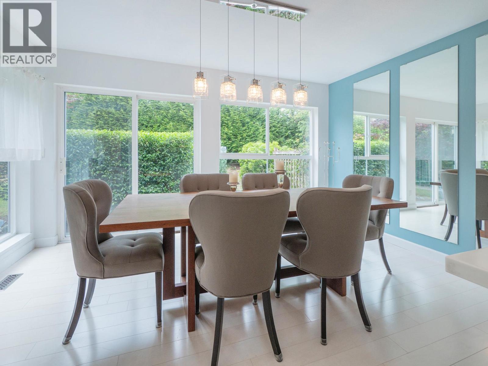 6 735 PARK ROAD, Gibsons