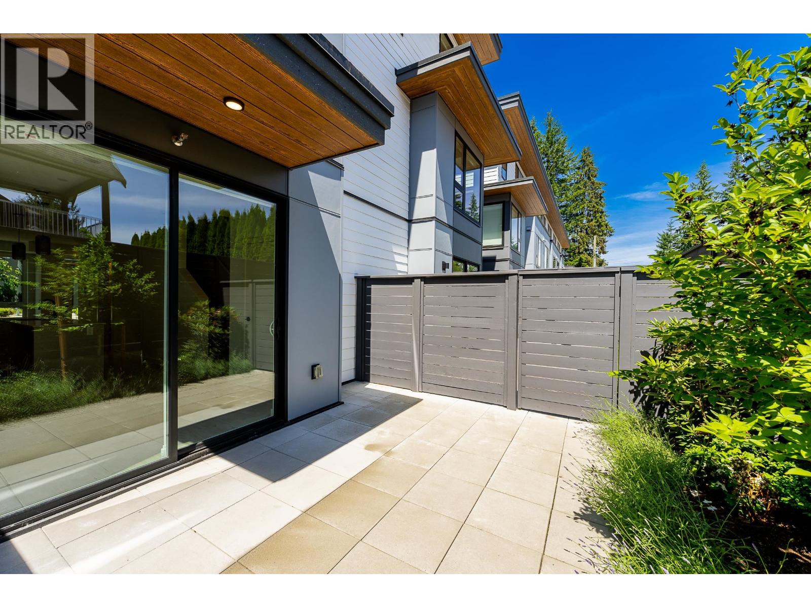 Photo 34