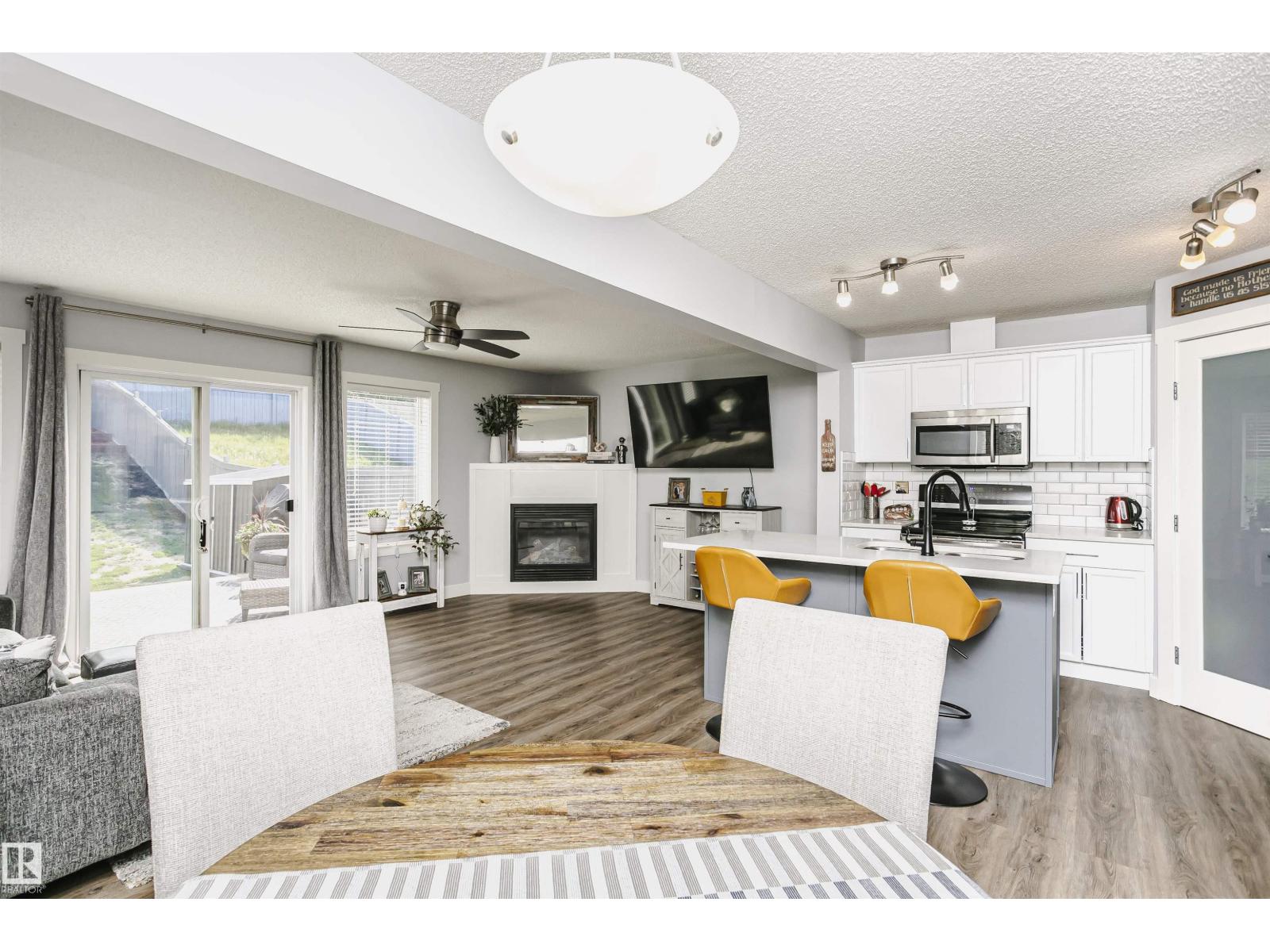 3713 11 ST NW - 14