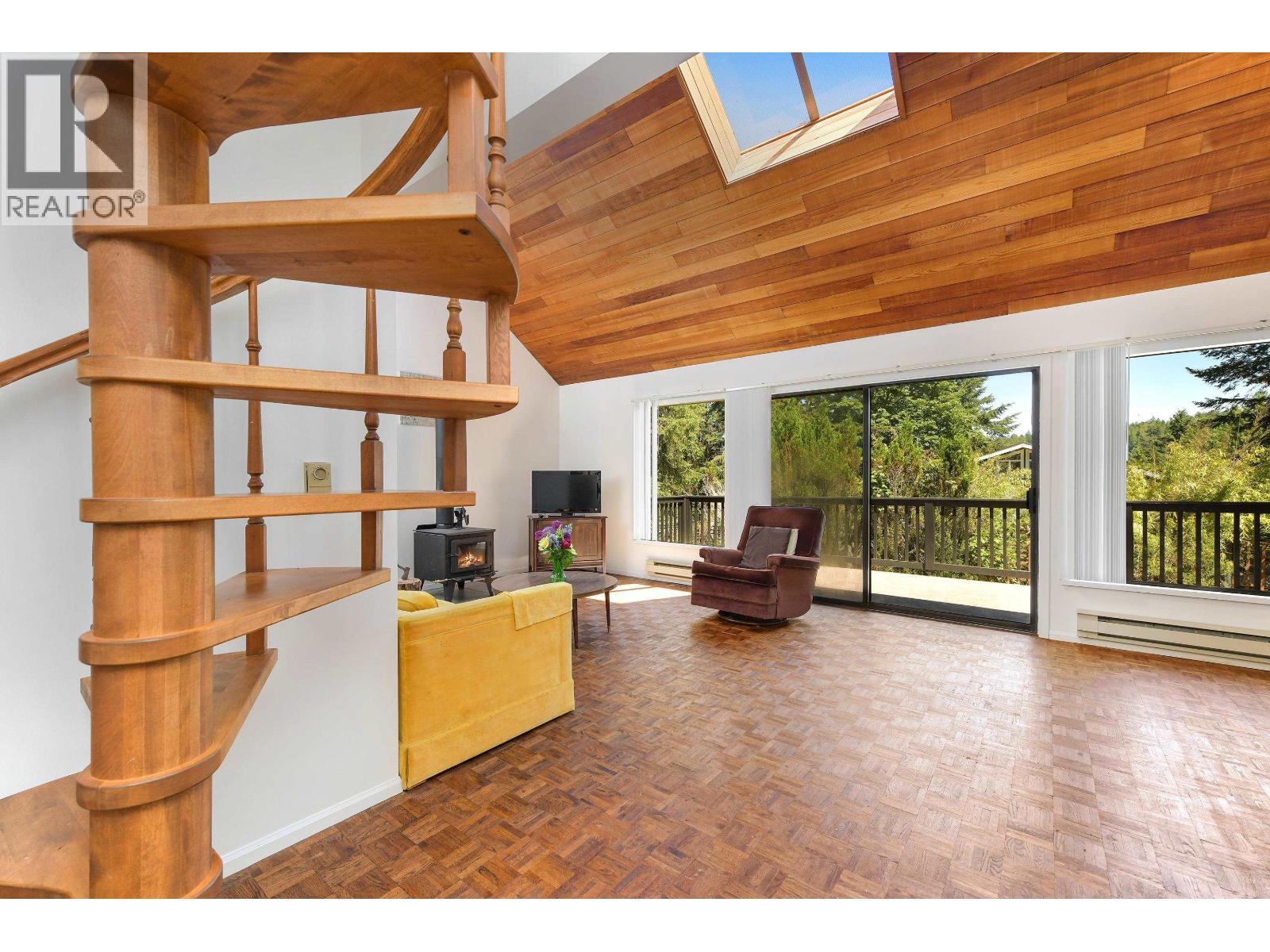 177 SPINNAKER DRIVE, Mayne Island