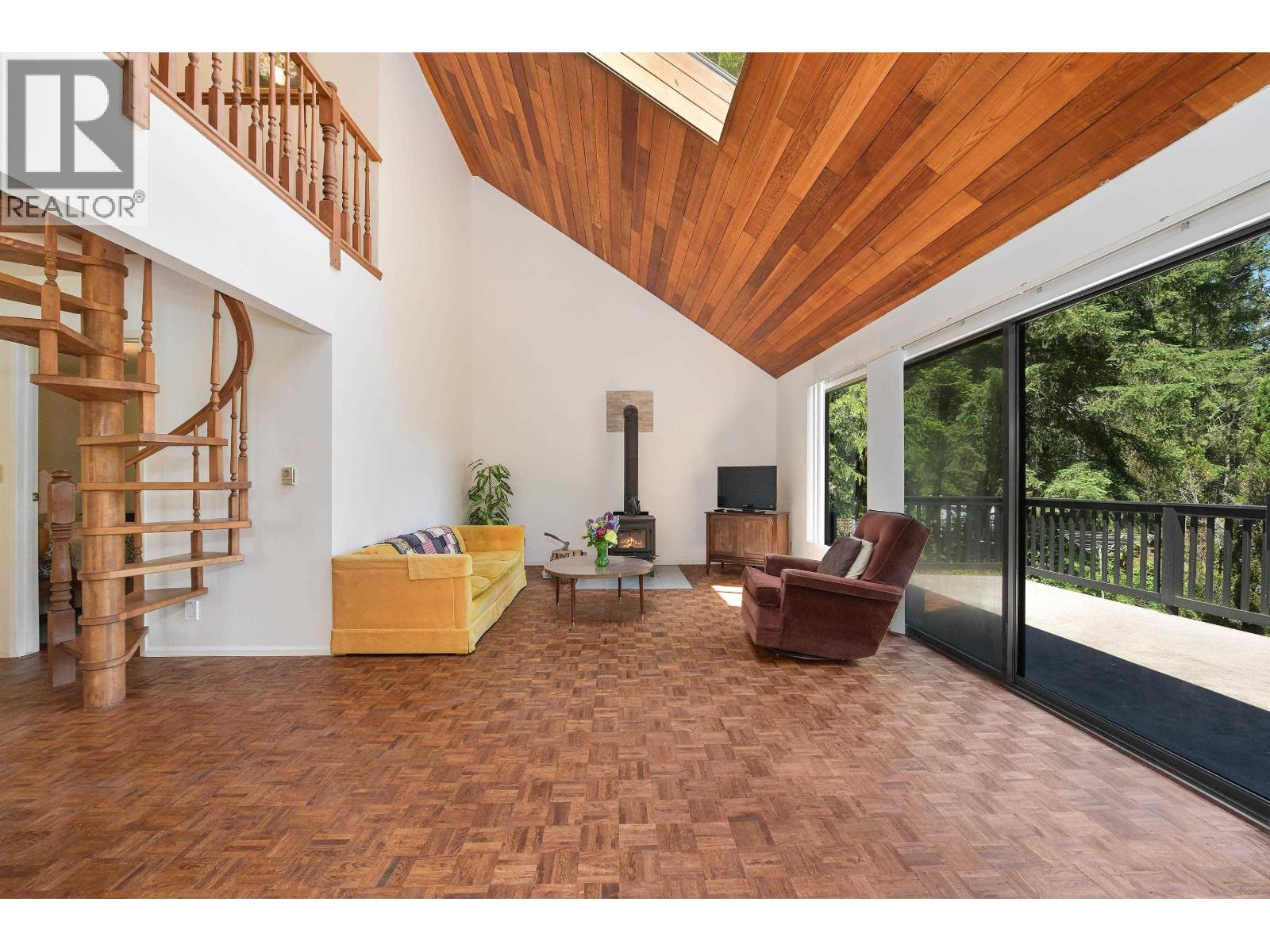 177 SPINNAKER DRIVE, Mayne Island