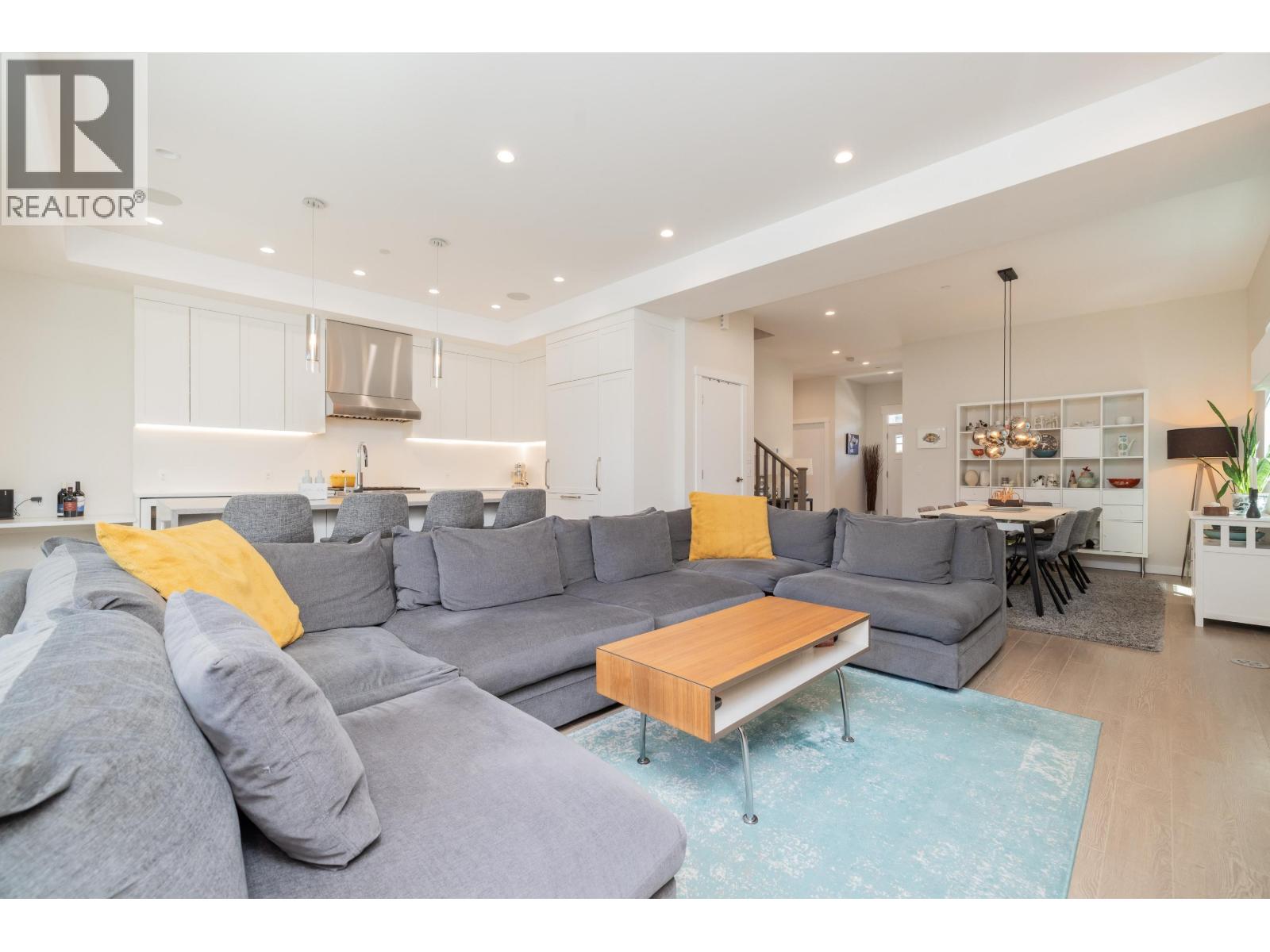 4702 HAZELNUT Way, Delta