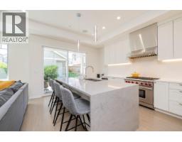 4702 Hazelnut Way, Delta, BC V4M0C5 Photo 13
