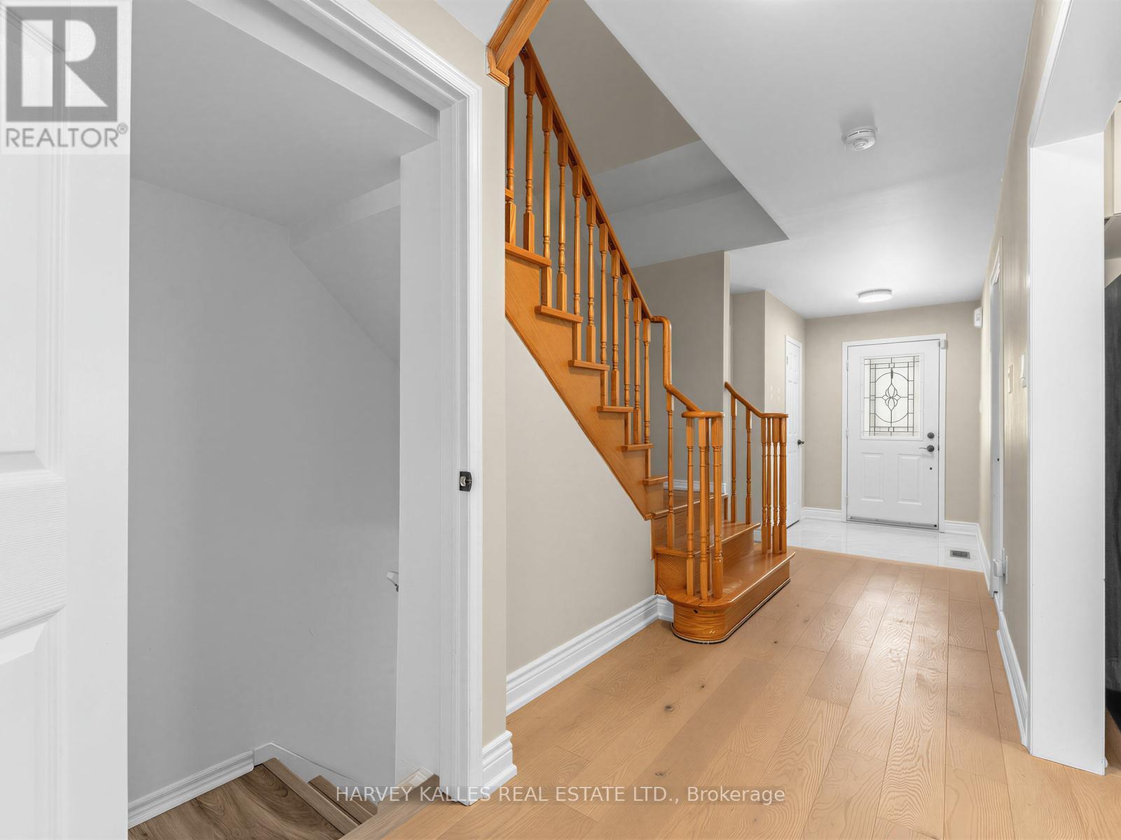 40 BLACKTHORN DRIVE - 26