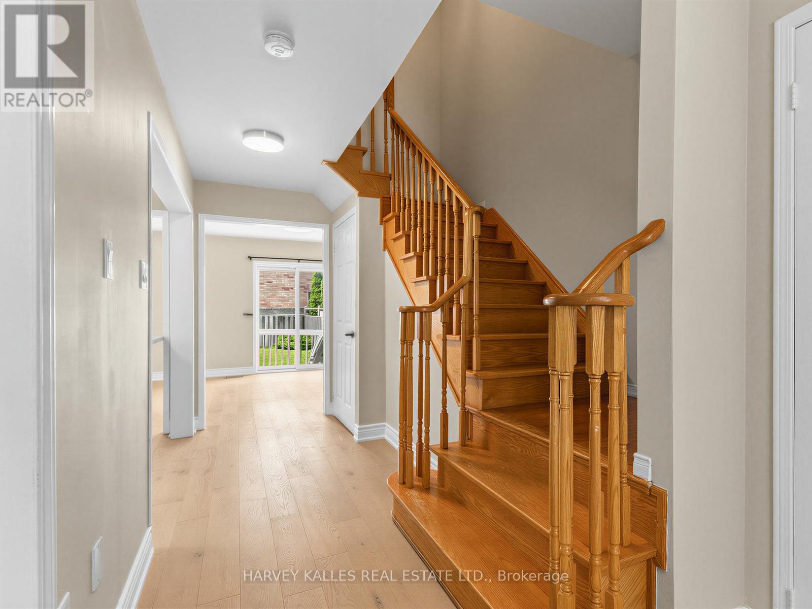 40 BLACKTHORN DRIVE - 5
