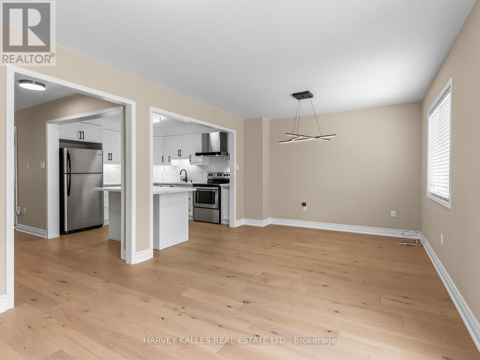 40 BLACKTHORN DRIVE - 7