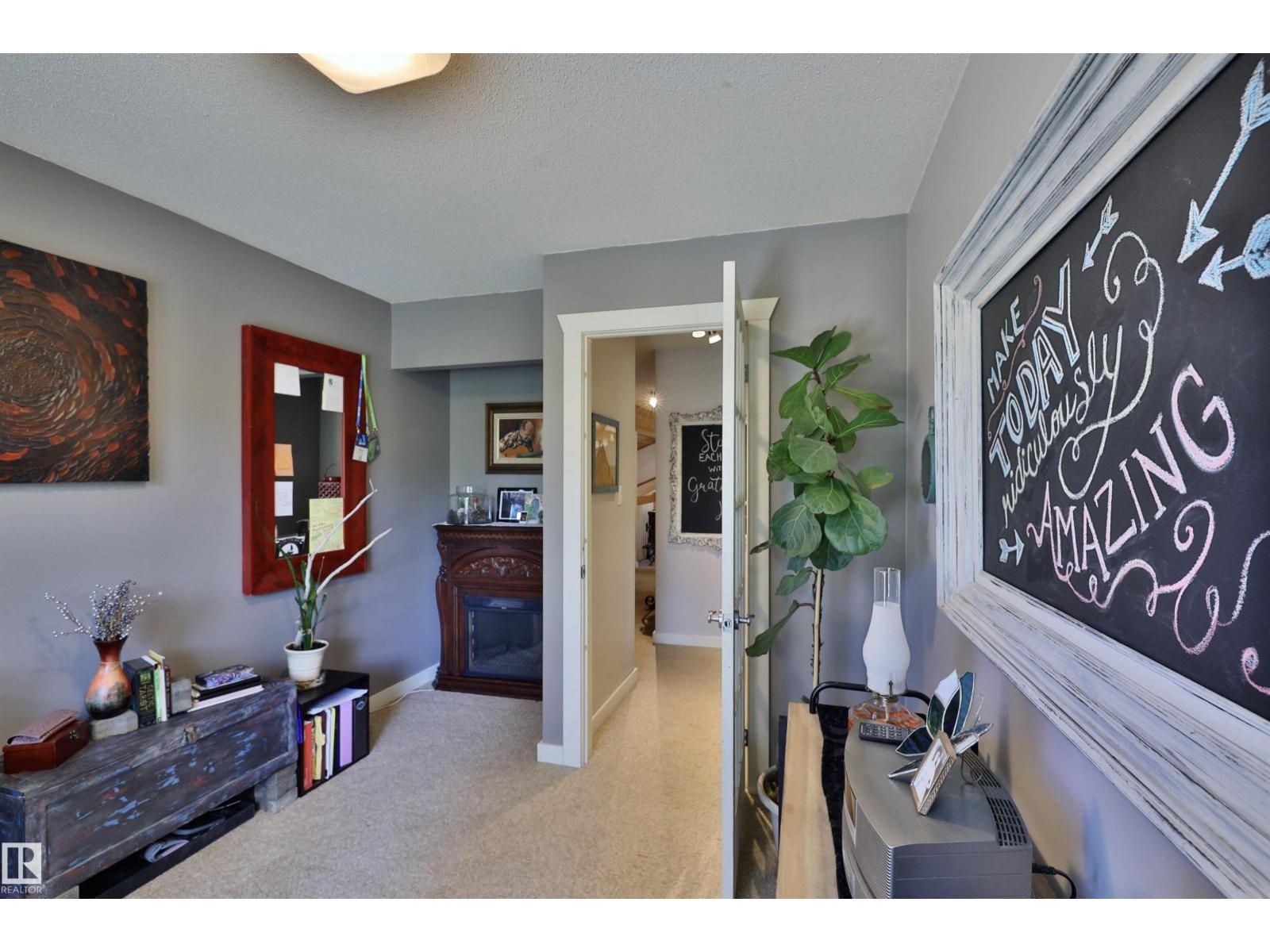 4652 50 AV — photo 57