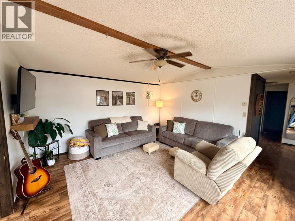 10509 102A Street — photo 10