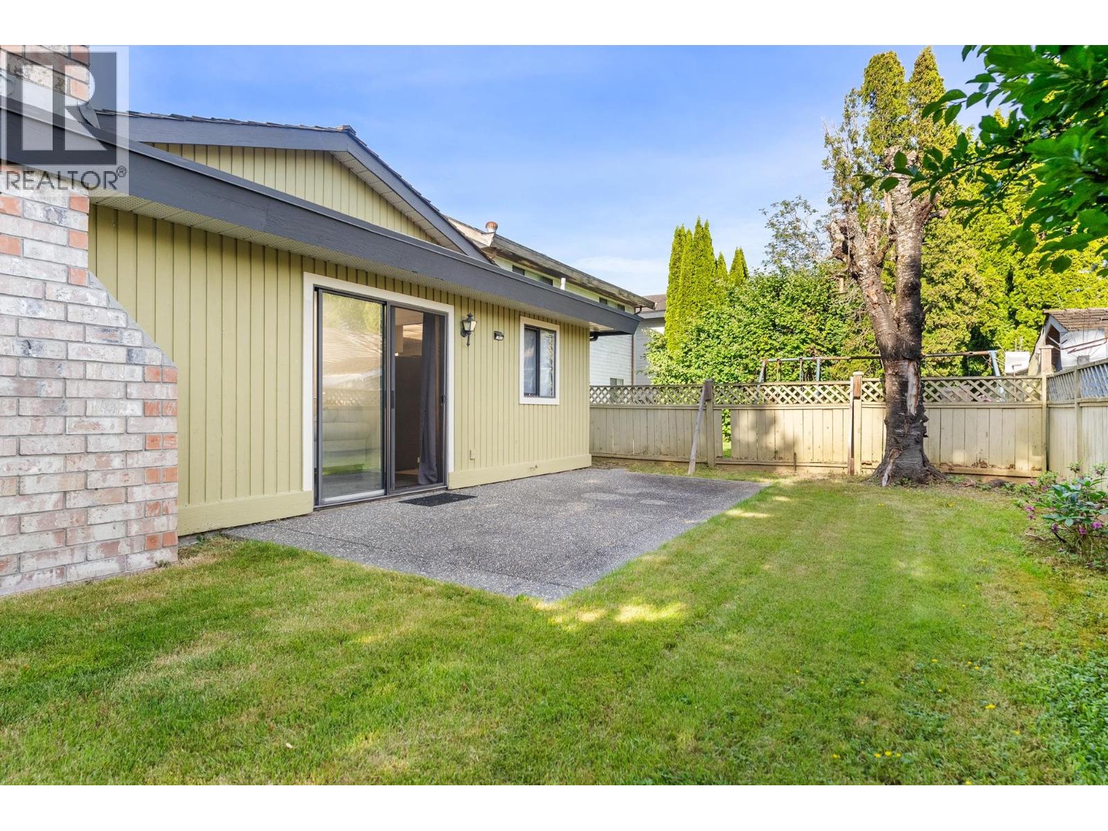 9566 PICKERING Drive, Richmond