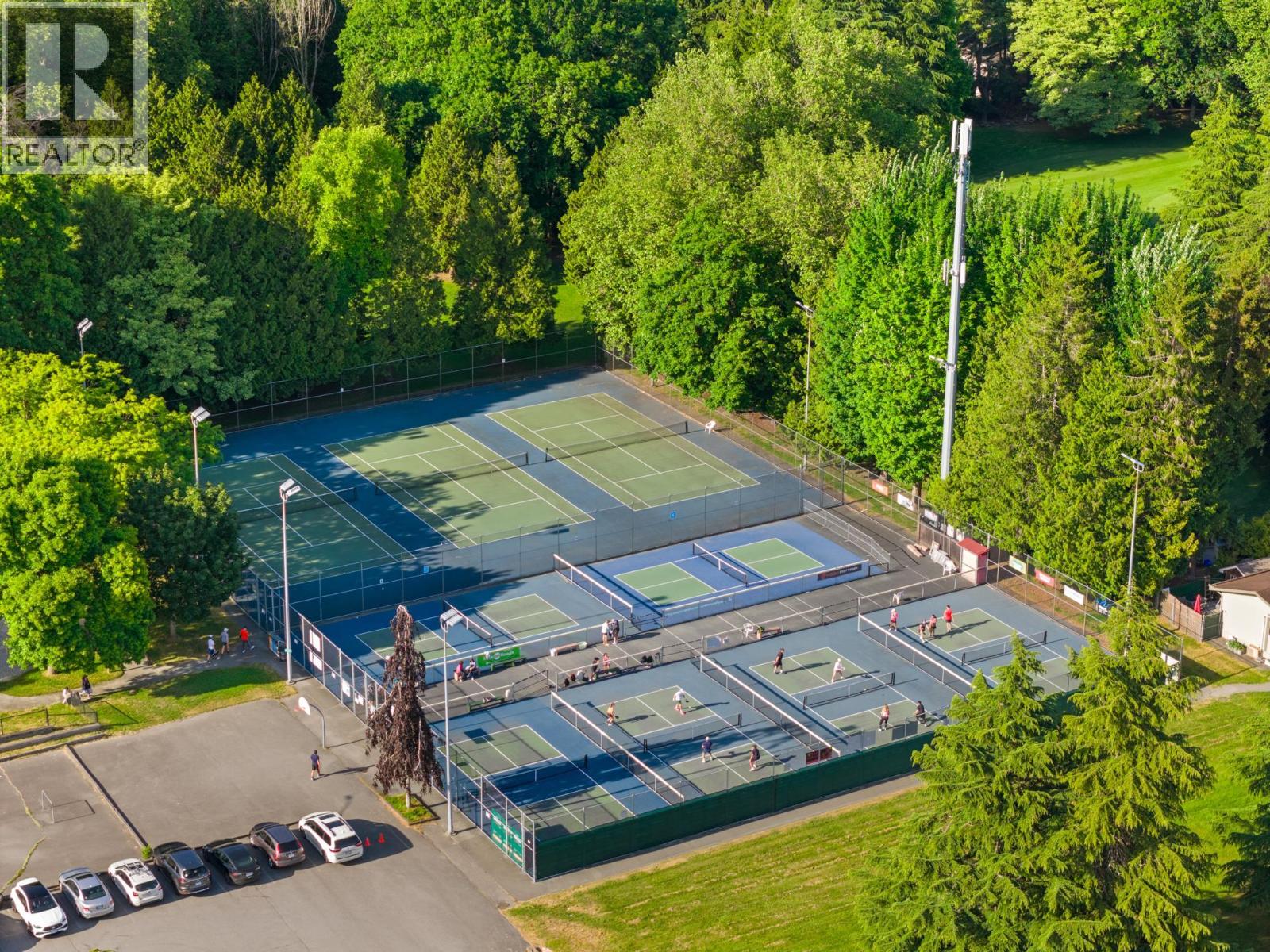 9566 PICKERING Drive, Richmond