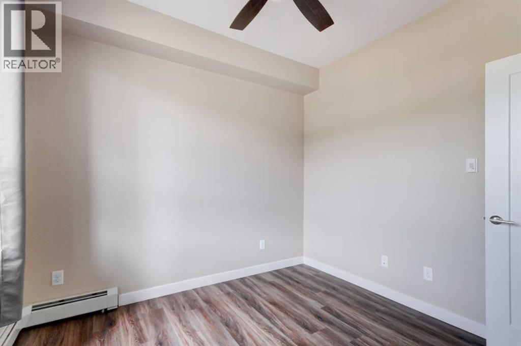 #120 20 Walgrove Walk SE - 17