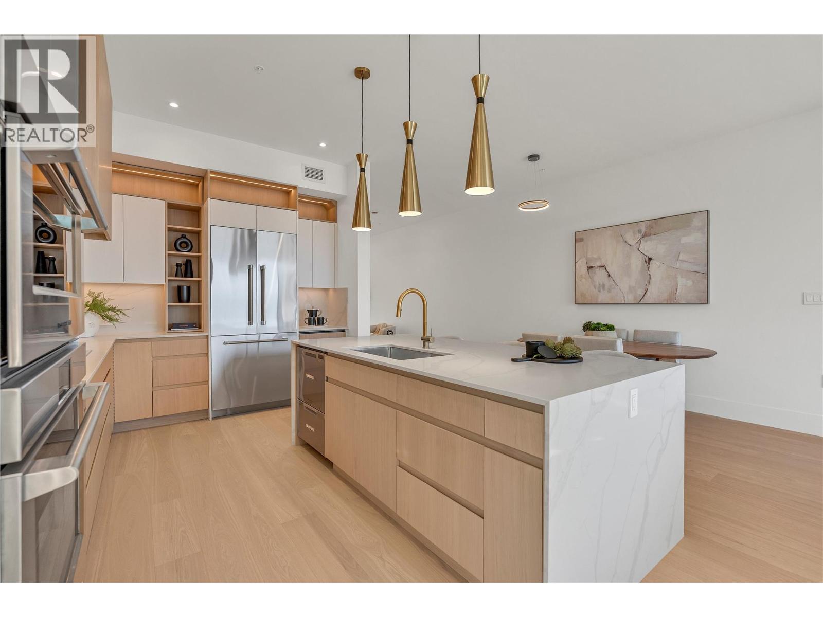 #401 602 Lakeshore Drive - 13