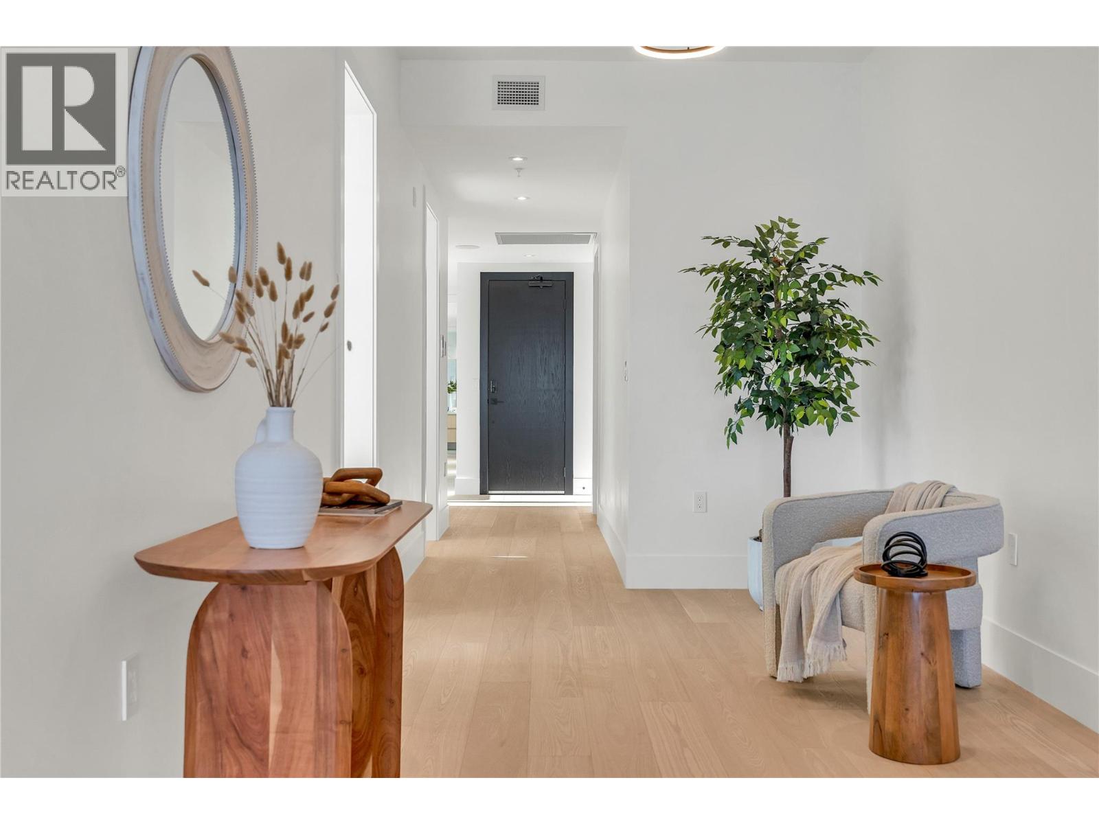 #401 602 Lakeshore Drive - 17