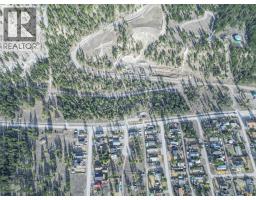 8850 Grainger Road, Canal Flats, BC V0B1B0 Photo 11